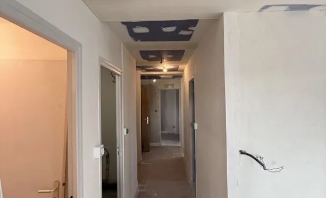 Réalisation de bandes à joints dans un appartement à Francheville, Grézieu-la-Varenne, Matière et Nuance